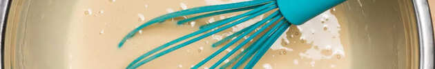 Christmas Cake Recipe: blue-egg-beater-and-batter